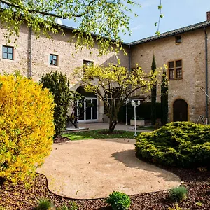 lhostellerie-la-ferme-du-poulet.hotels-rhonealpes.com/