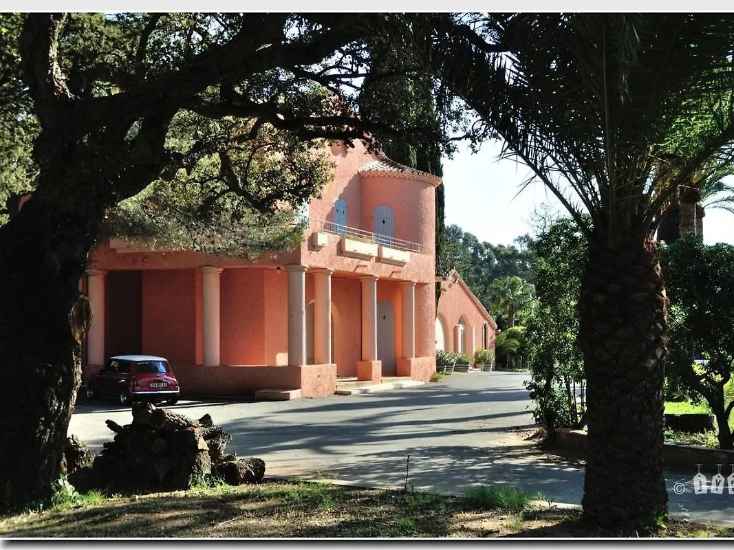 Chateau Maravenne La Londe-les-Maures 0*,
